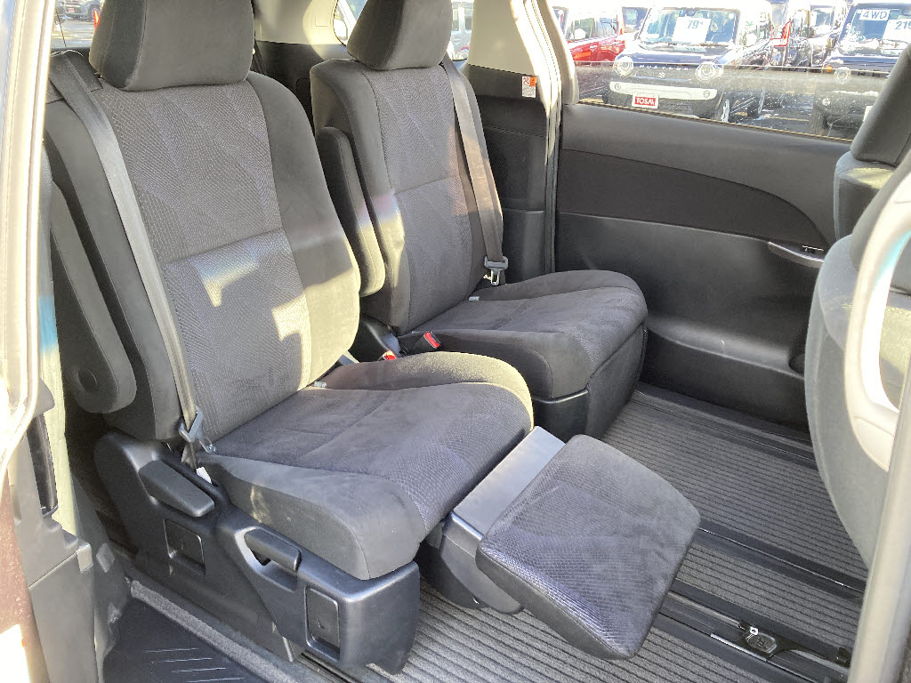 トヨタ エスティマ ｱｴﾗｽ 4WD