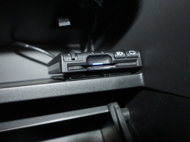 ニッサン セレナＨＶ ﾊｲｳｪｲｽﾀｰVｾﾚｸｼｮﾝｾｰﾌﾃｨSHV