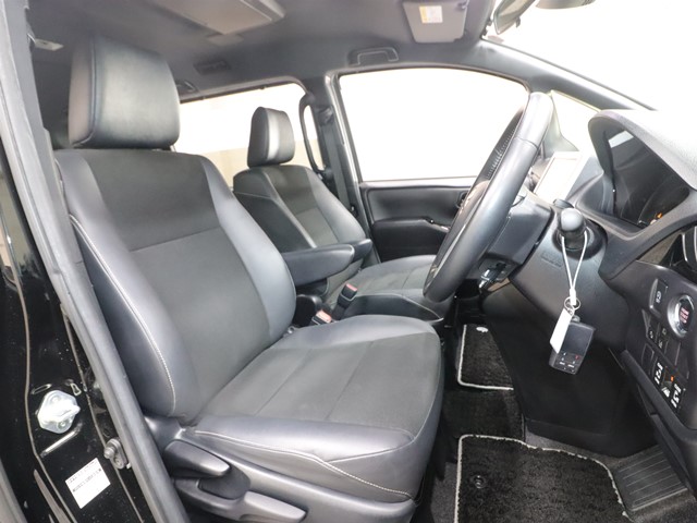 トヨタ ノア SI WxBⅡ