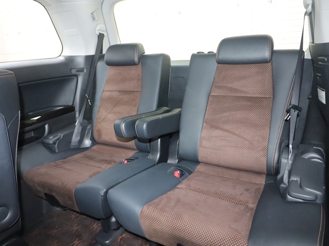 トヨタ アルファード 240S ﾀｲﾌﾟｺﾞｰﾙﾄﾞⅡ