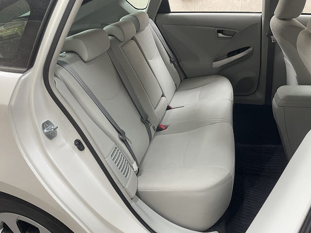 トヨタ プリウス Ｓ