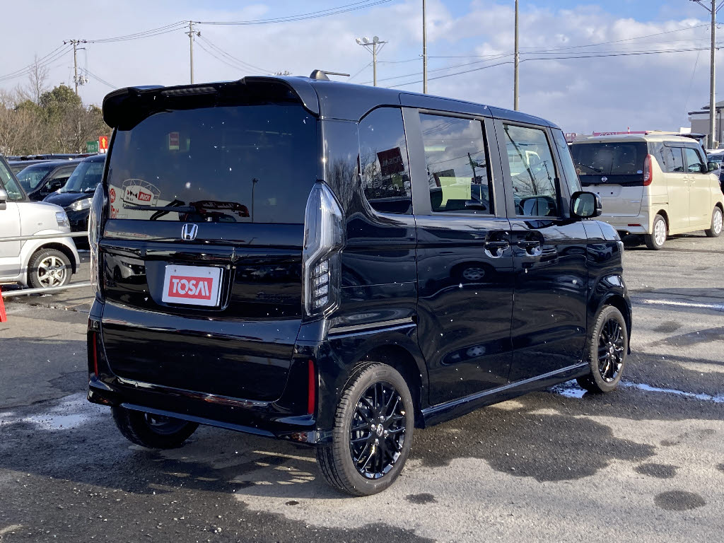 ホンダ Ｎ　ＢＯＸカスタム Lﾀｰﾎﾞｽﾀｲﾙﾌﾟﾗｽﾌﾞﾗｯｸ