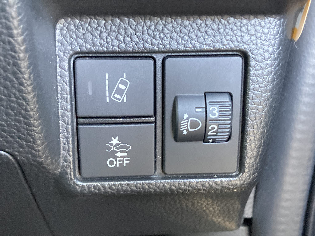 ホンダ Ｎ　ＢＯＸカスタム Lﾀｰﾎﾞｽﾀｲﾙﾌﾟﾗｽﾌﾞﾗｯｸ