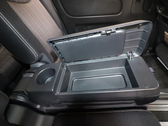 ニッサン セレナ ﾊｲｳｪｲｽﾀｰVｾﾚｸｼｮﾝﾌﾟﾗｽｾｰﾌﾃｨSHV