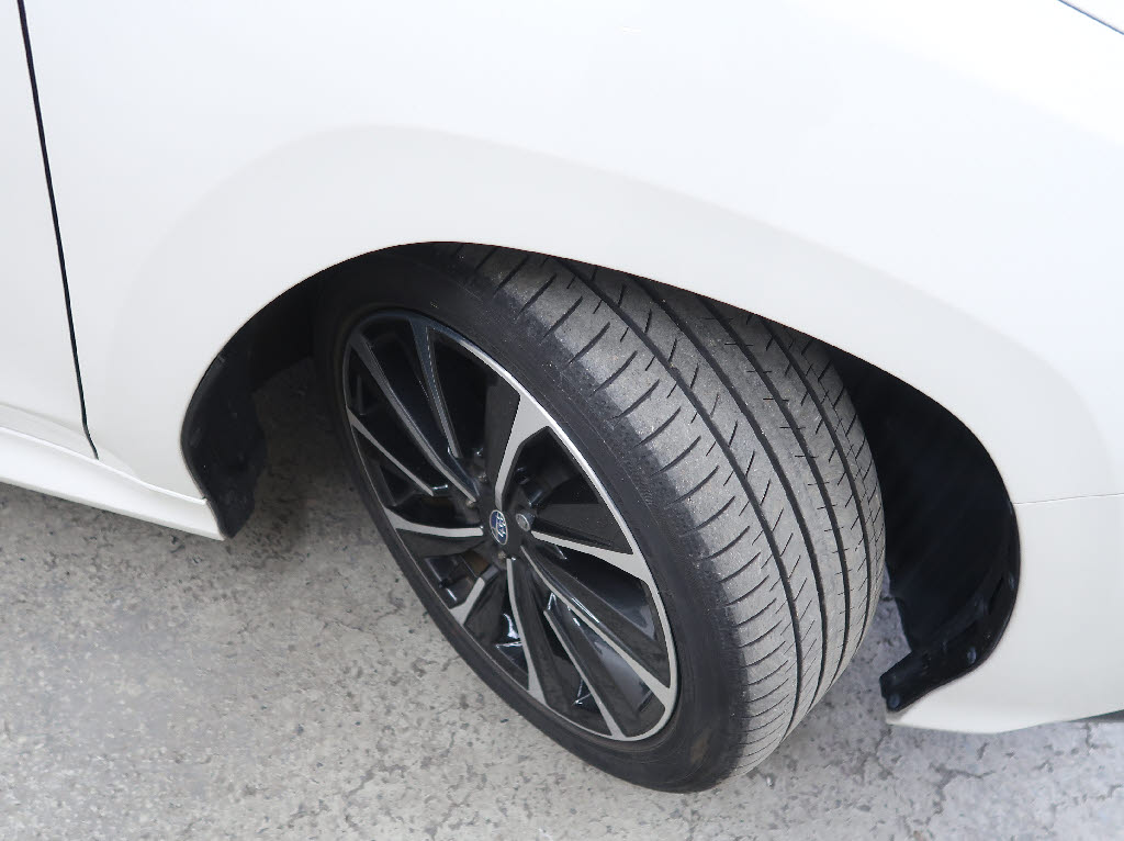 スバル レヴォーグ STIｽﾎﾟｰﾂ EX