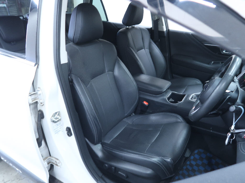 スバル ﾚｶﾞｼｨｱｳﾄﾊﾞｯｸ ﾘﾐﾃｯﾄﾞ EX