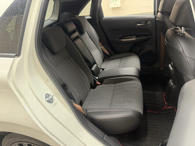 ホンダ ﾌｨｯﾄﾊｲﾌﾞﾘｯﾄﾞ ｅＨＥカーサ