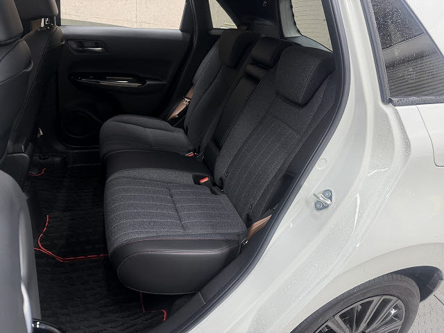 ホンダ ﾌｨｯﾄﾊｲﾌﾞﾘｯﾄﾞ ｅＨＥカーサ