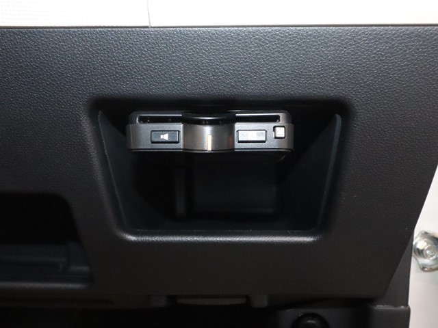 ダイハツ ムーヴキャンバス Ｘリミテッド　ＳＡ３