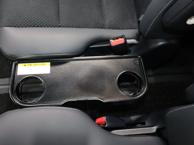 トヨタ ヴォクシー ＺＳ煌３