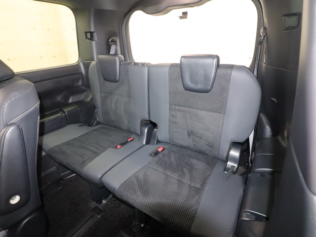 トヨタ ヴォクシー ＺＳ煌３