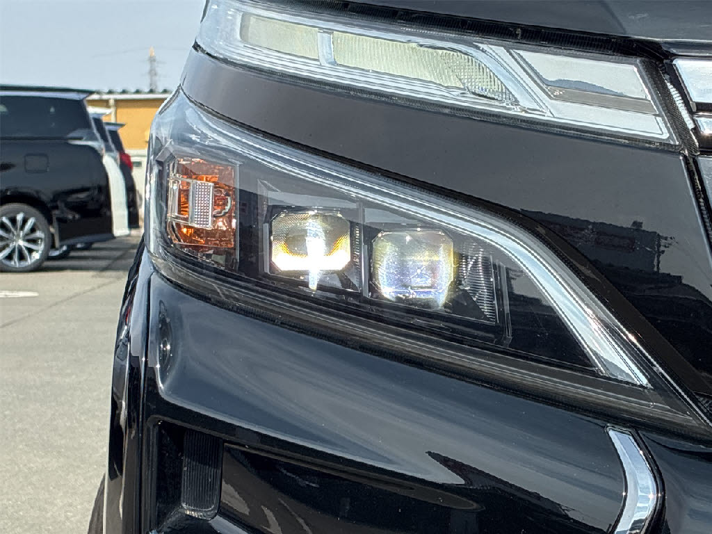 トヨタ ヴォクシー 2.0ZS 煌Ⅱ