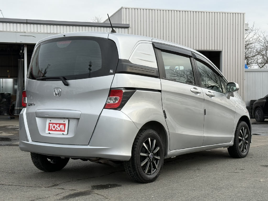 ホンダ フリードスパイク G　ｺﾝﾌｫｰﾄﾊﾟｯｹｰｼﾞ