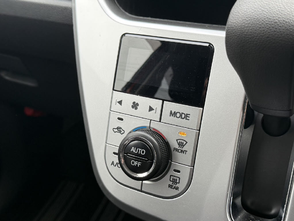 ダイハツ キャスト ｷｬｽﾄｱｸﾃｨﾊﾞ G SA2 4WD