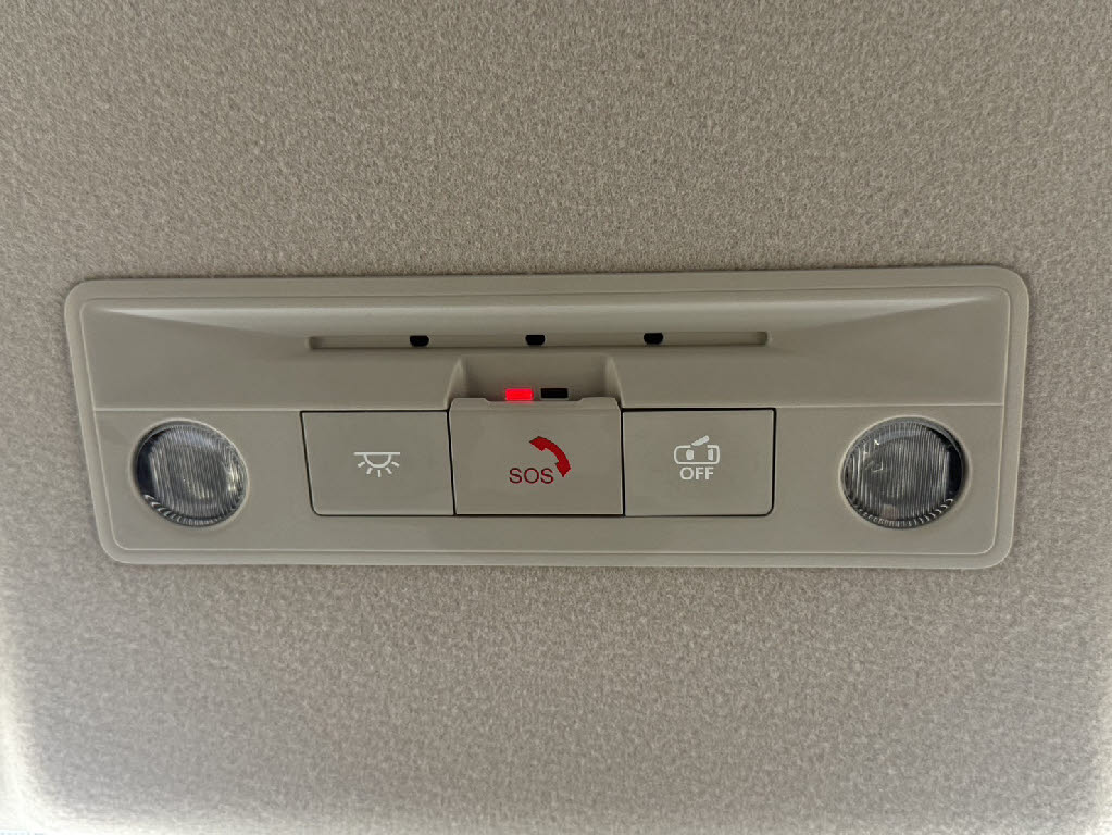 ニッサン セレナ ﾊｲｳｪｲｽﾀｰV 4WD