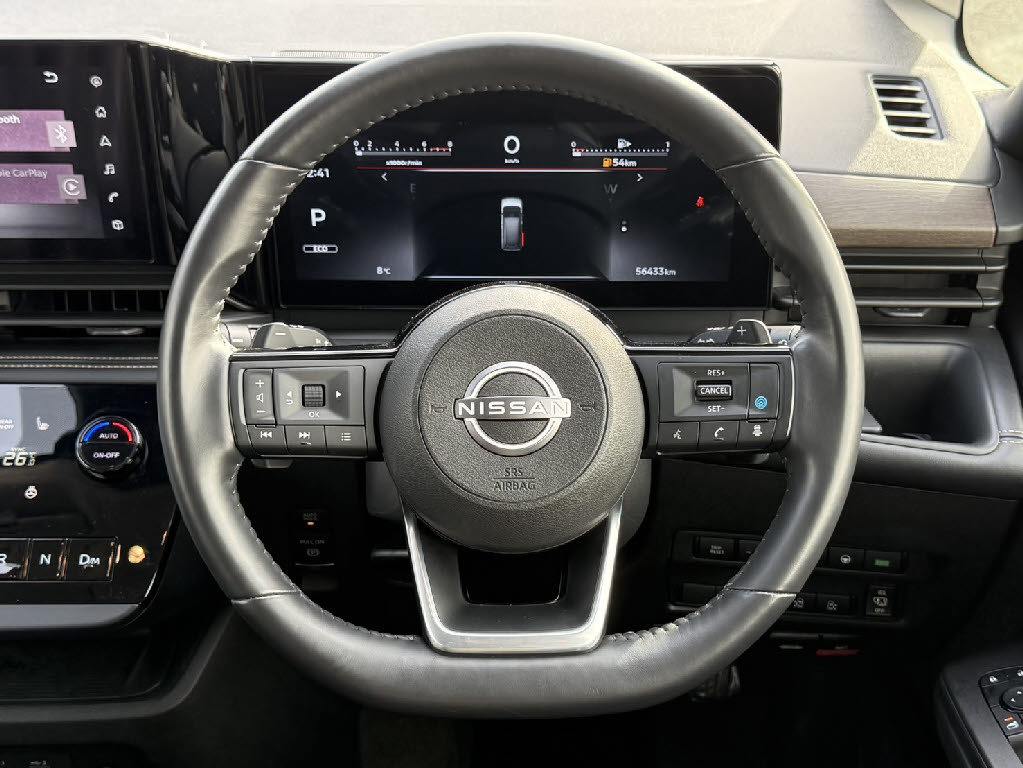 ニッサン セレナ ﾊｲｳｪｲｽﾀｰV 4WD