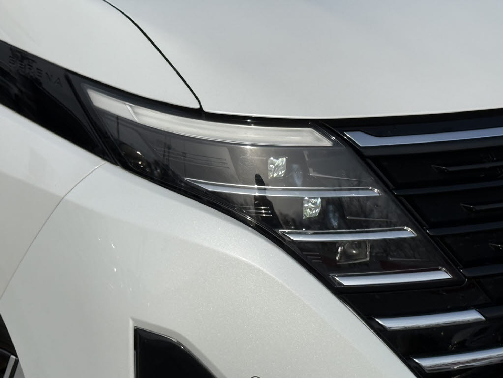 ニッサン セレナ ﾊｲｳｪｲｽﾀｰV 4WD