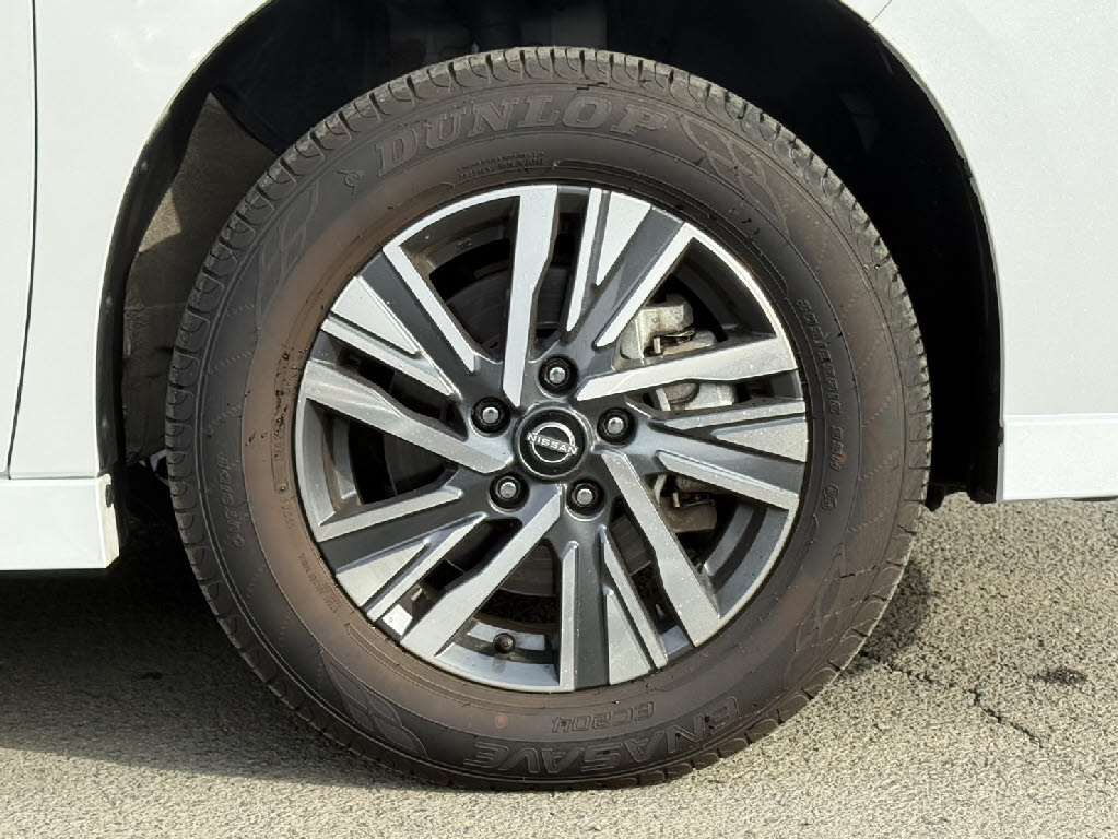 ニッサン セレナ ﾊｲｳｪｲｽﾀｰV 4WD