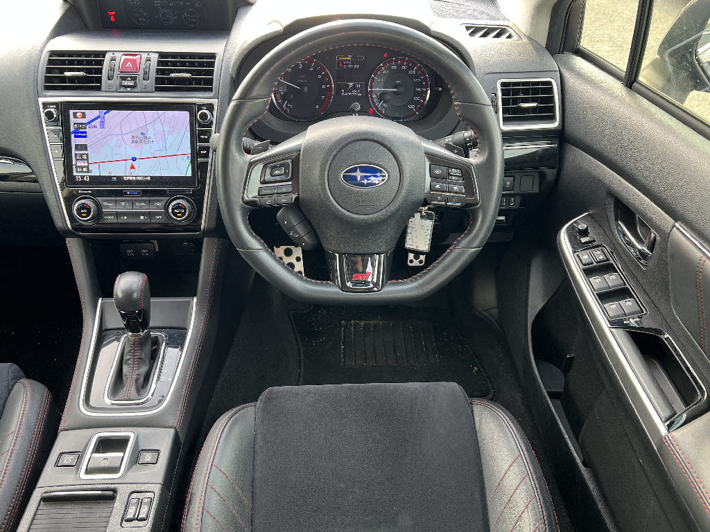 スバル レヴォーグ 1.6STiｽﾎﾟｰﾂｱｲｻｲﾄﾌﾞﾗｯｸｾﾚｸｼｮﾝ 4WD