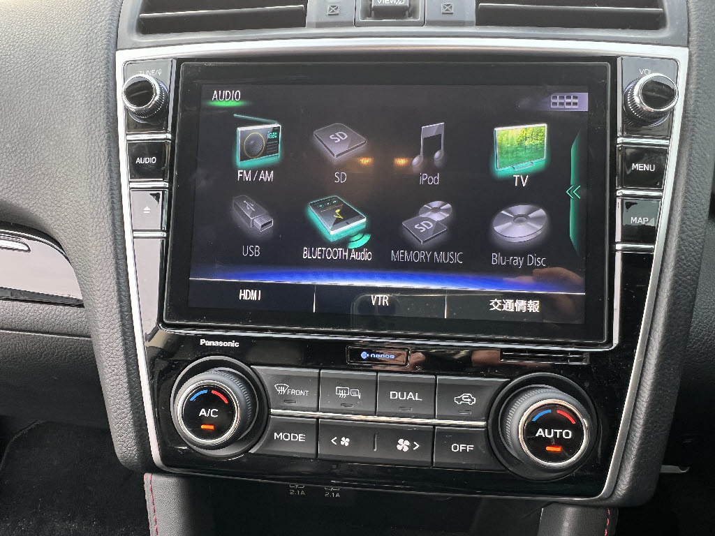 スバル レヴォーグ 1.6STiｽﾎﾟｰﾂｱｲｻｲﾄﾌﾞﾗｯｸｾﾚｸｼｮﾝ 4WD