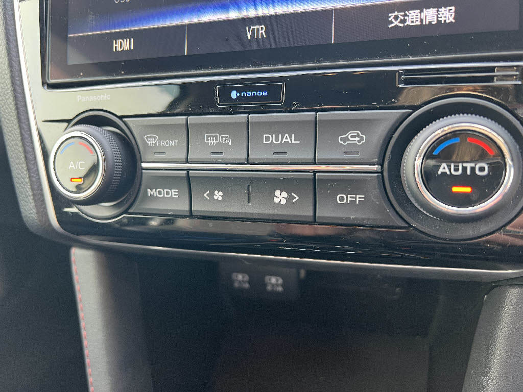 スバル レヴォーグ 1.6STiｽﾎﾟｰﾂｱｲｻｲﾄﾌﾞﾗｯｸｾﾚｸｼｮﾝ 4WD