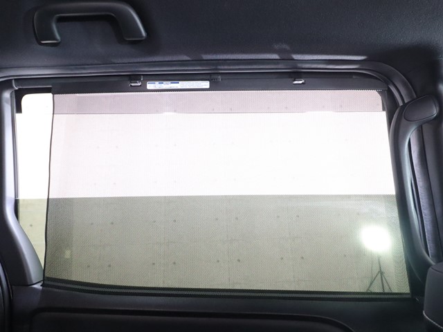 トヨタ ヴォクシー ＺＳ煌３