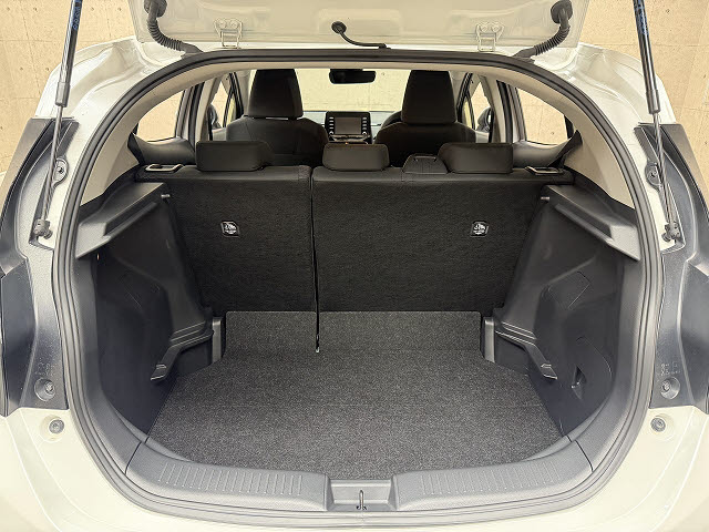 トヨタ アクア Ｇ