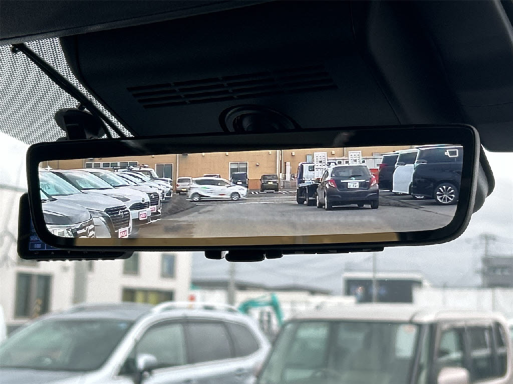 トヨタ ｳﾞｪﾙﾌｧｲｱﾊｲﾌﾞﾘｯﾄﾞ 4WD Z ﾌﾟﾚﾐｱﾑ