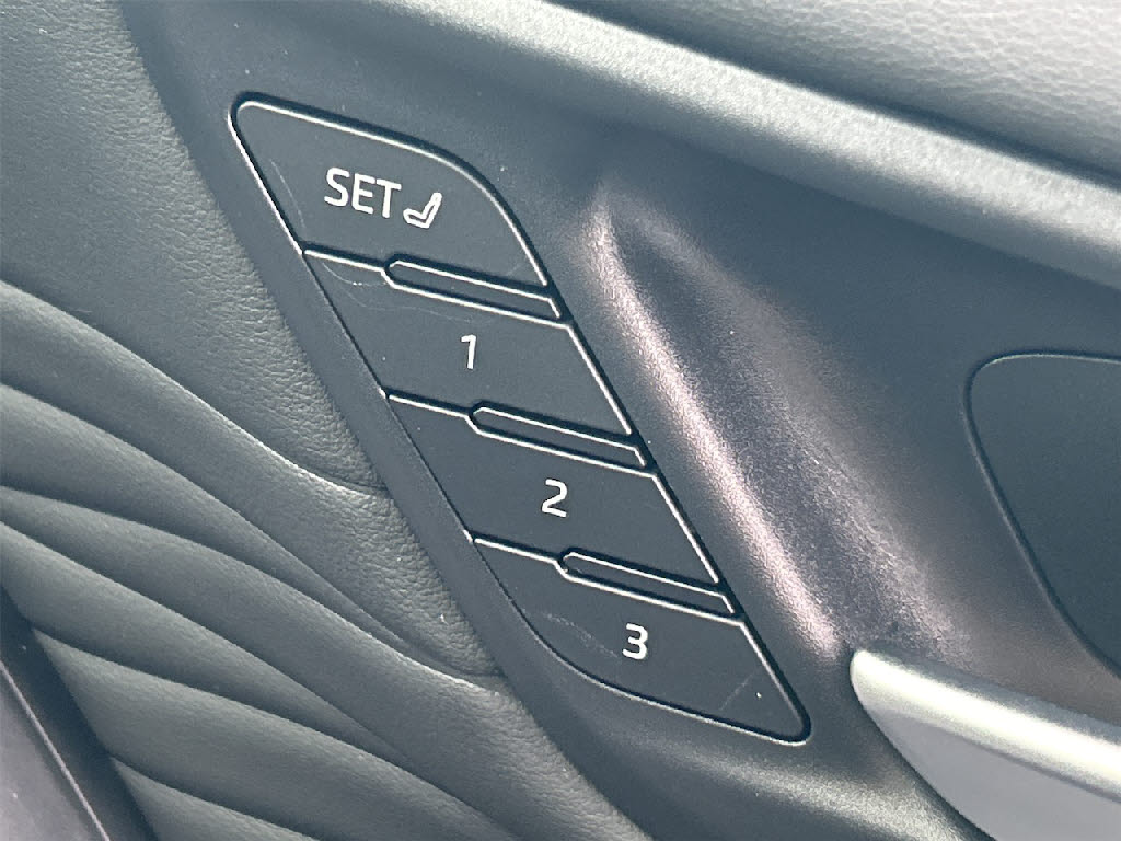 トヨタ ｳﾞｪﾙﾌｧｲｱﾊｲﾌﾞﾘｯﾄﾞ 4WD Z ﾌﾟﾚﾐｱﾑ