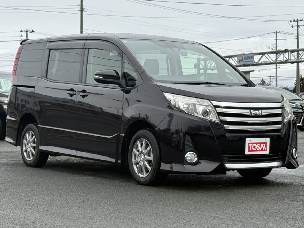 トヨタ ノア Si 4WD