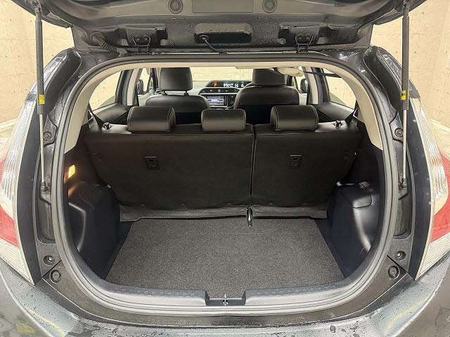 トヨタ アクア Gﾌﾞﾗｯｸｿﾌﾄﾚｻﾞｰｾﾚｸｼｮﾝ