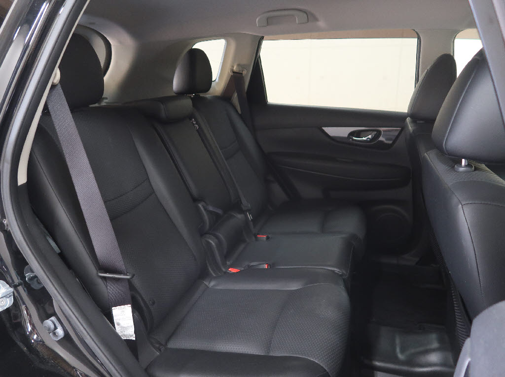 ニッサン エクストレイル 20Xi 4WD