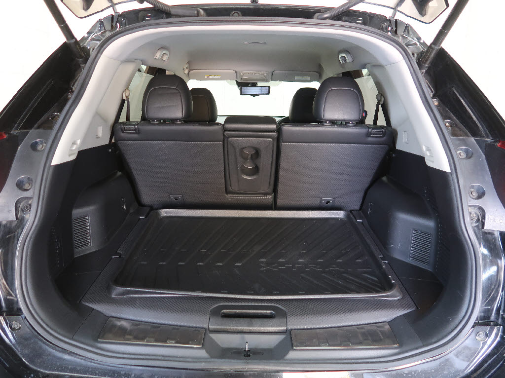 ニッサン エクストレイル 20Xi 4WD