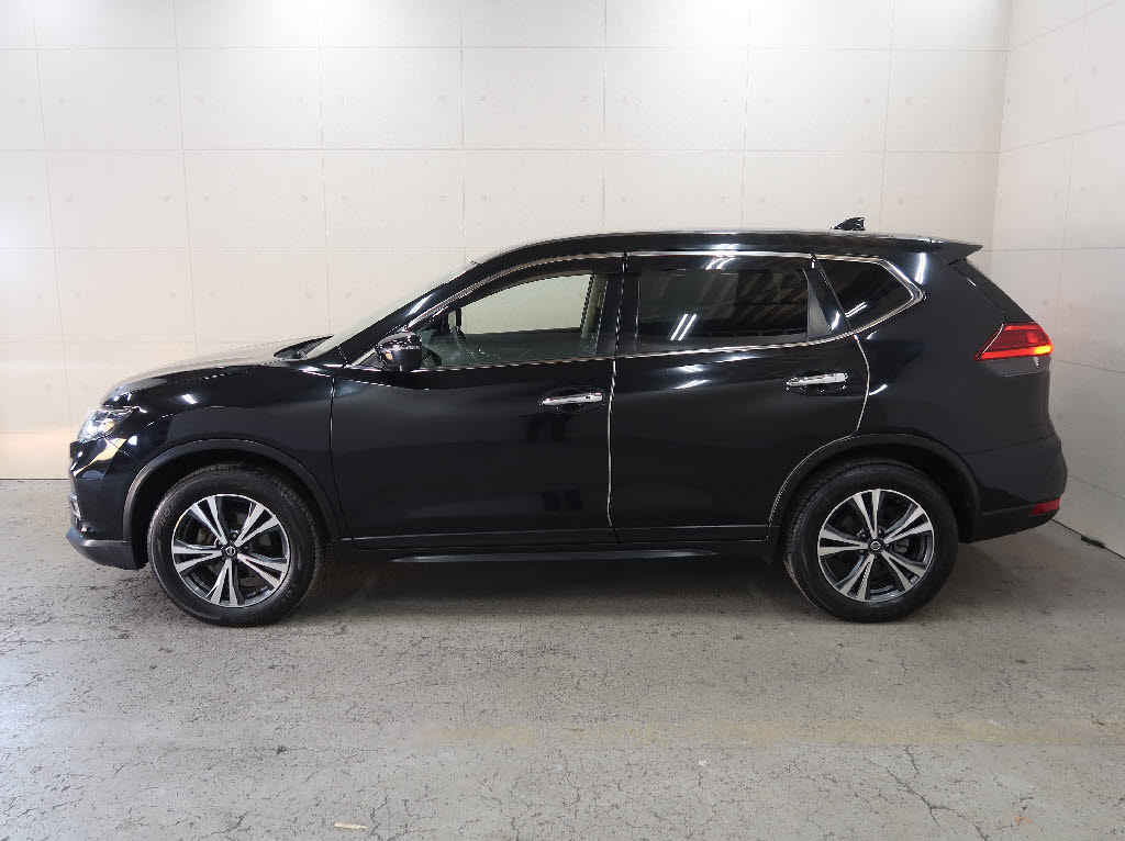 ニッサン エクストレイル 20Xi 4WD