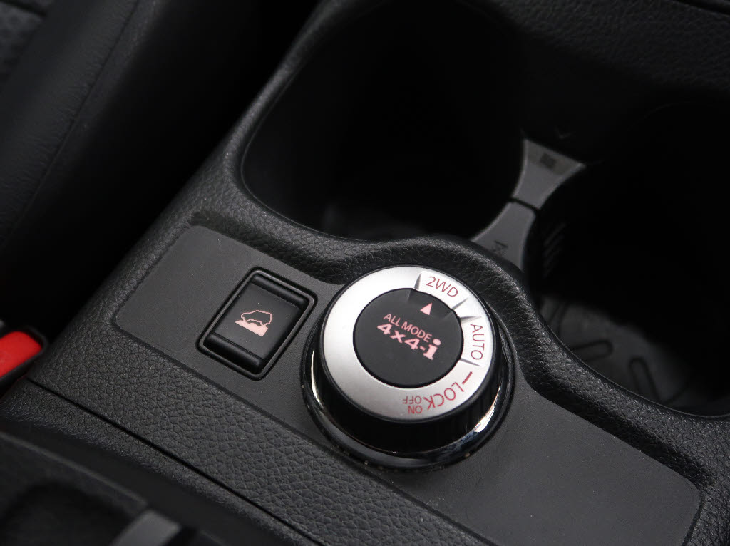 ニッサン エクストレイル 20Xi 4WD