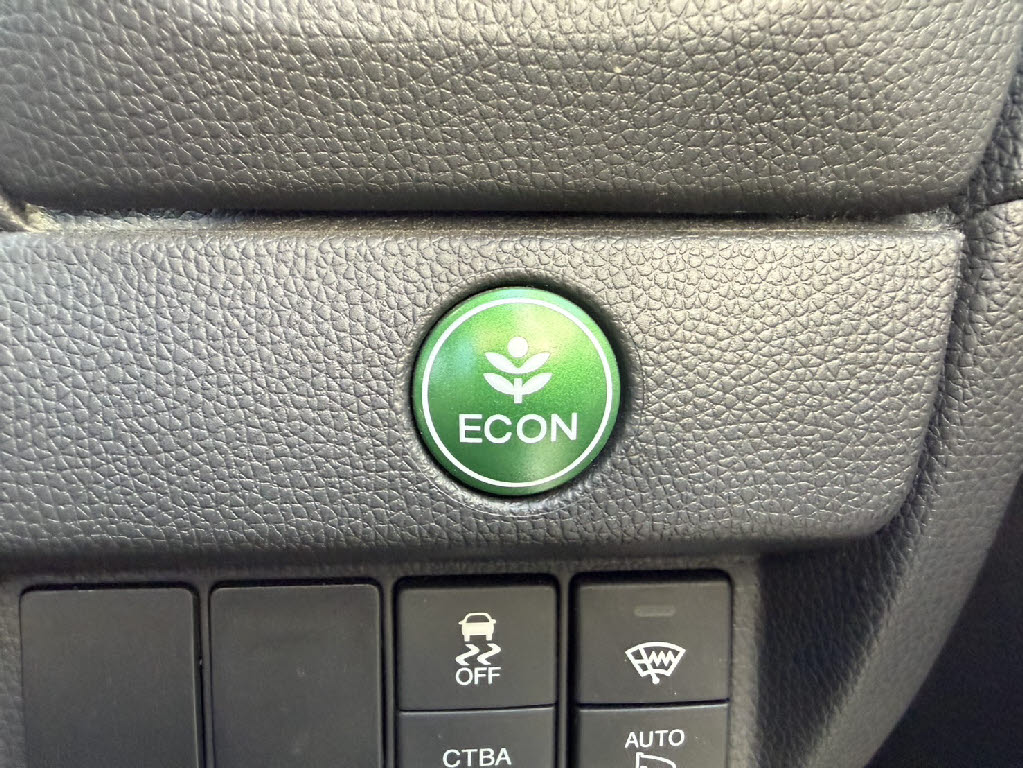 ホンダ フィット 13G・Lﾊﾟｯｹｰｼﾞ 4WD