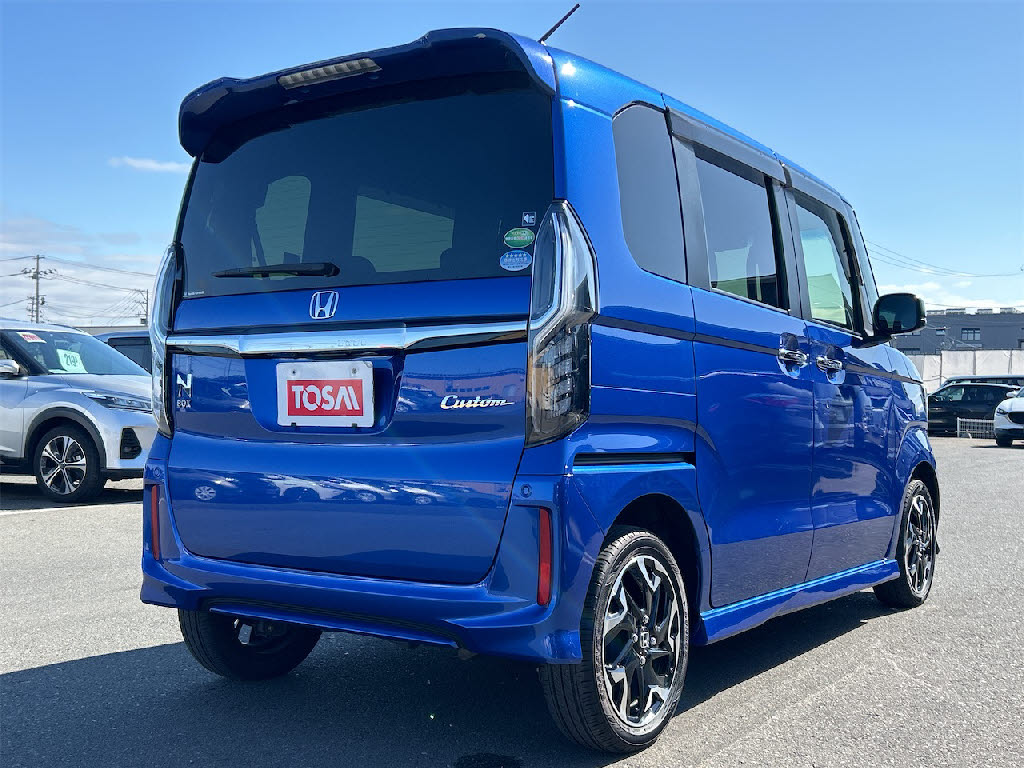 ホンダ Ｎ　ＢＯＸカスタム G･Lﾀｰﾎﾞｾﾝｼﾝｸﾞ 4WD