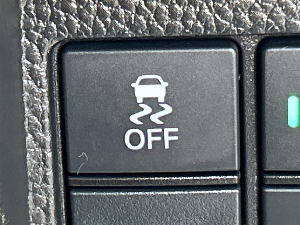 ホンダ Ｎ　ＢＯＸカスタム G･Lﾀｰﾎﾞｾﾝｼﾝｸﾞ 4WD