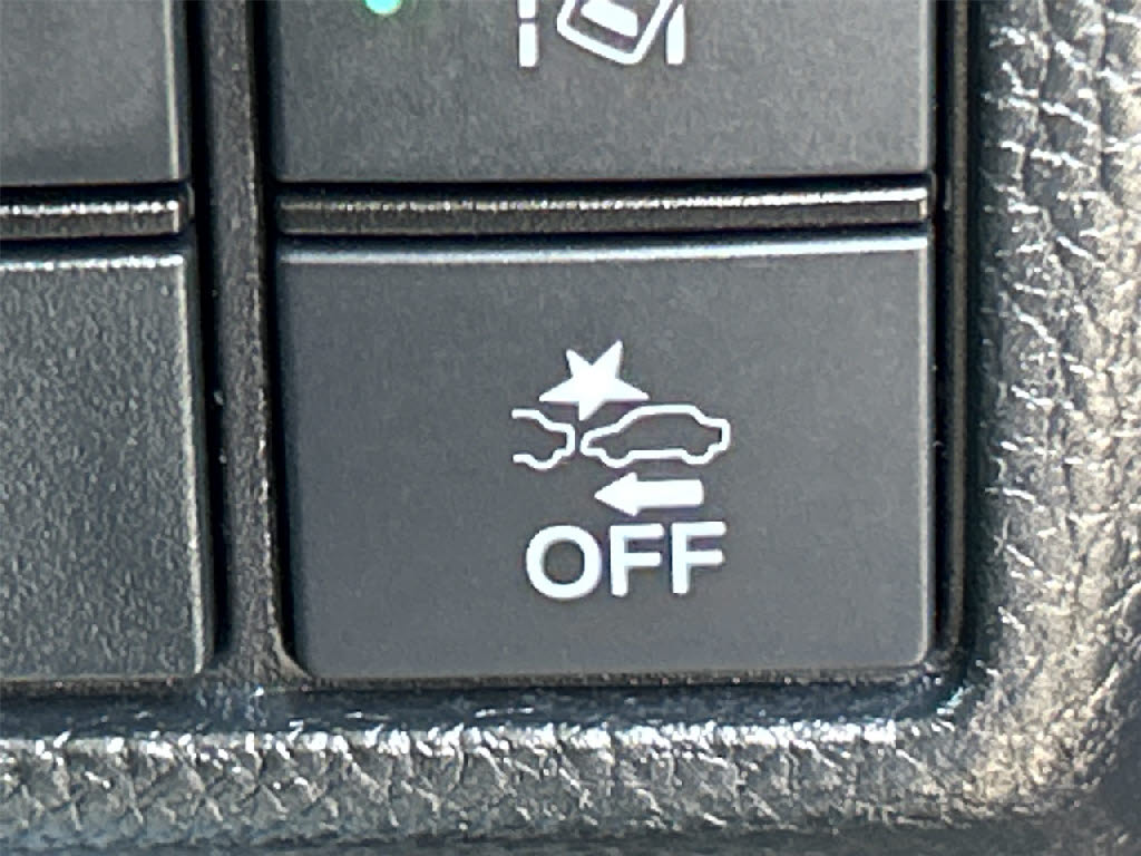 ホンダ Ｎ　ＢＯＸカスタム G･Lﾀｰﾎﾞｾﾝｼﾝｸﾞ 4WD