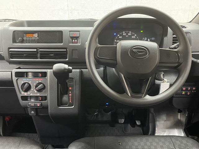 ダイハツ ハイゼットカーゴＶ デラックス