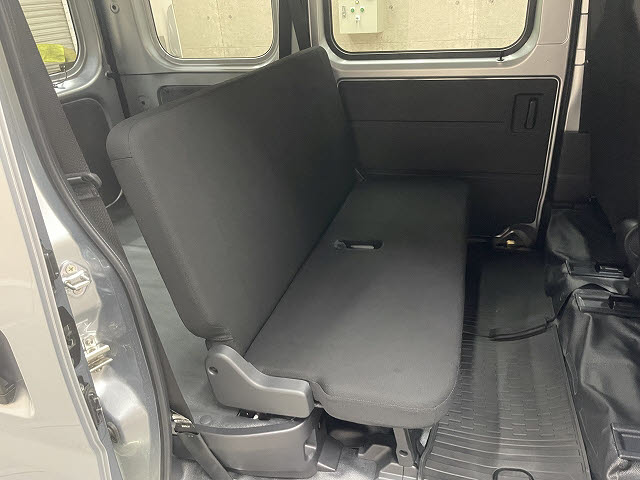 ダイハツ ハイゼットカーゴＶ デラックス