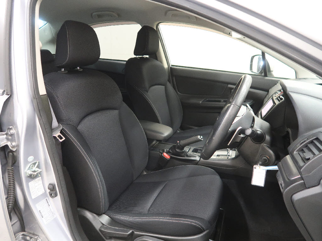 スバル インプレッサ 2.0I ｱｲｻｲﾄ　4WD