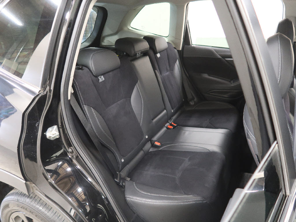 スバル フォレスター スポーツ 4WD