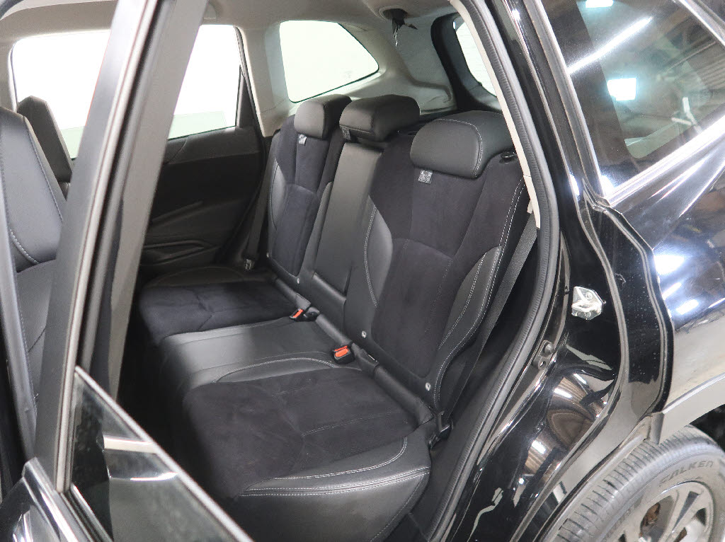 スバル フォレスター スポーツ 4WD