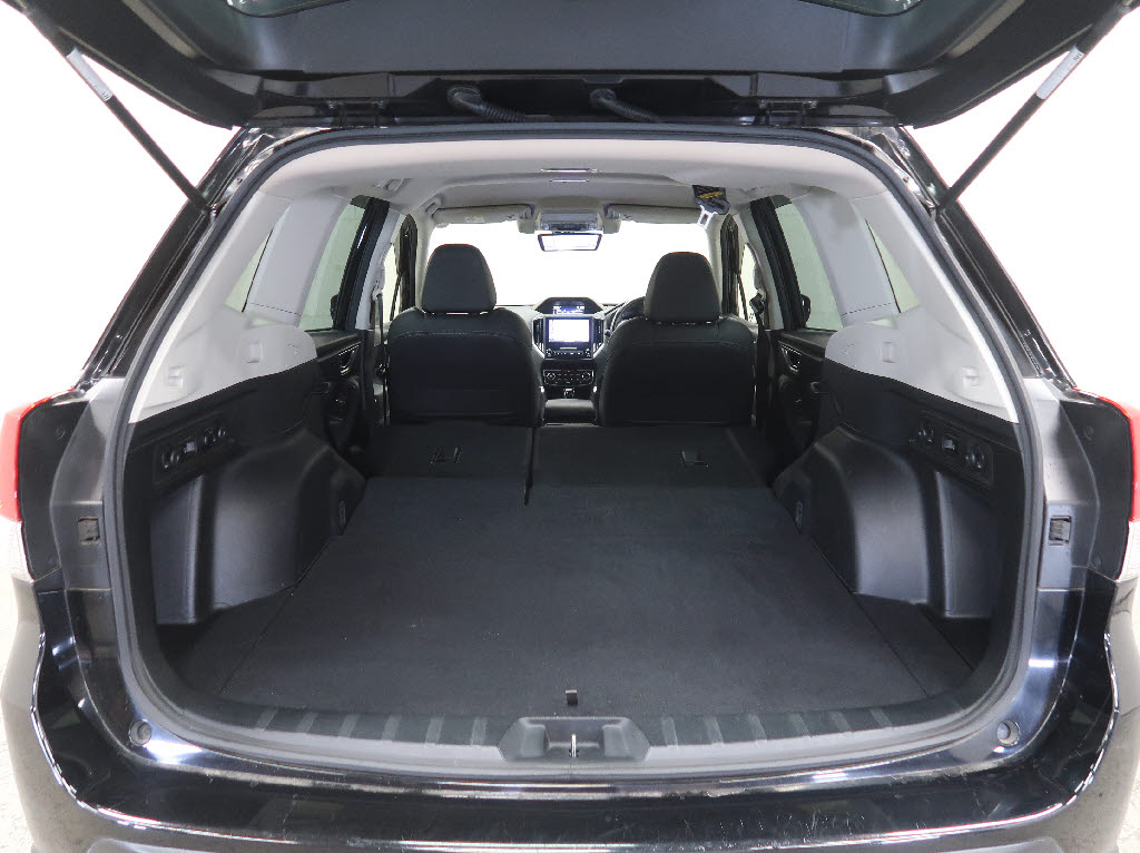 スバル フォレスター スポーツ 4WD