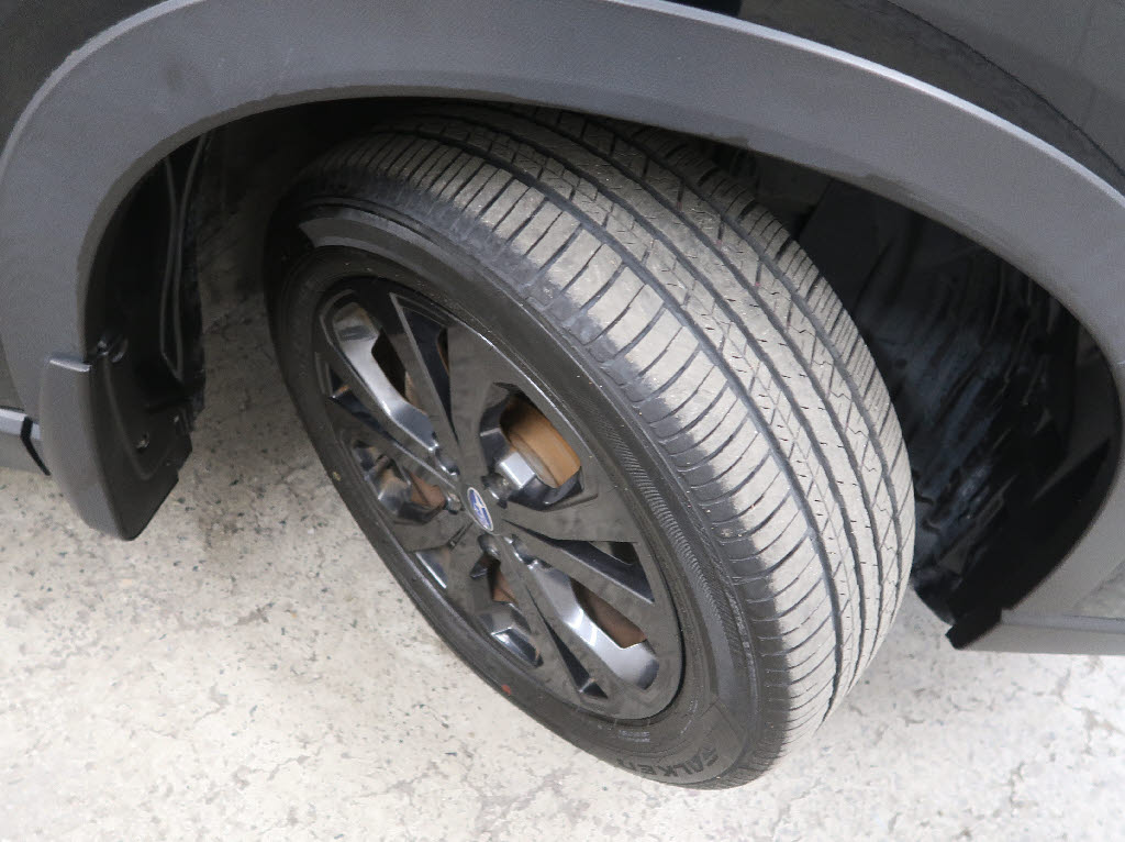 スバル フォレスター スポーツ 4WD