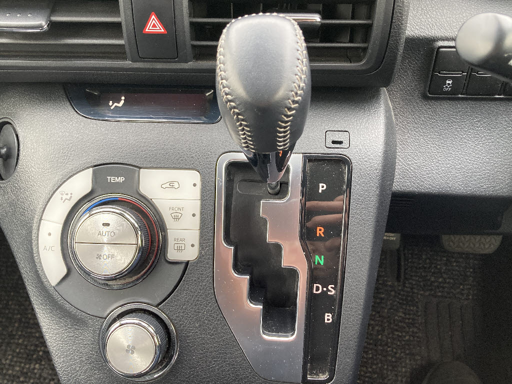 トヨタ シエンタ G 4WD