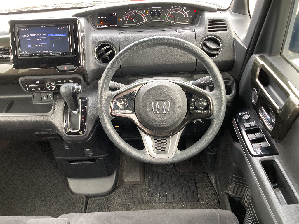 ホンダ Ｎ　ＢＯＸカスタム G・Lﾎﾝﾀﾞｾﾝｼﾝｸﾞ 4WD