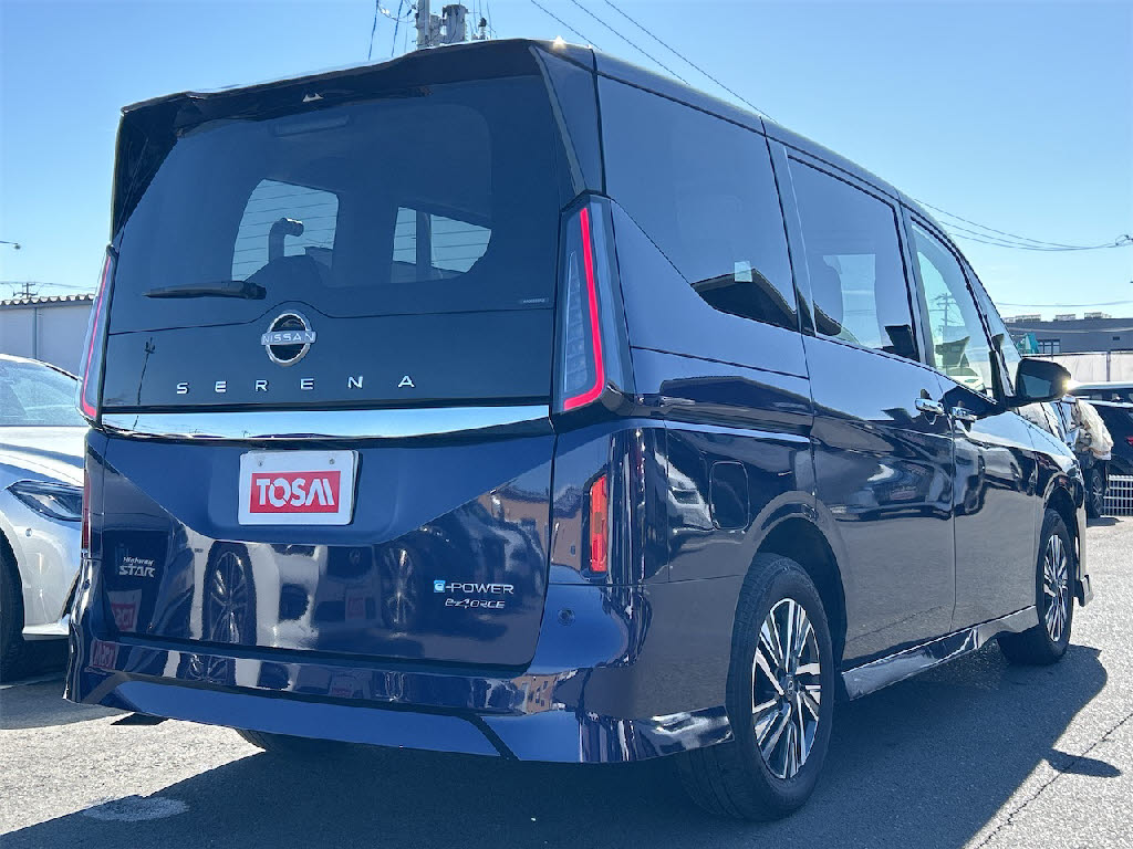 ニッサン セレナＨＶ E-40RCE ﾊｲｳｪｲV 4WD