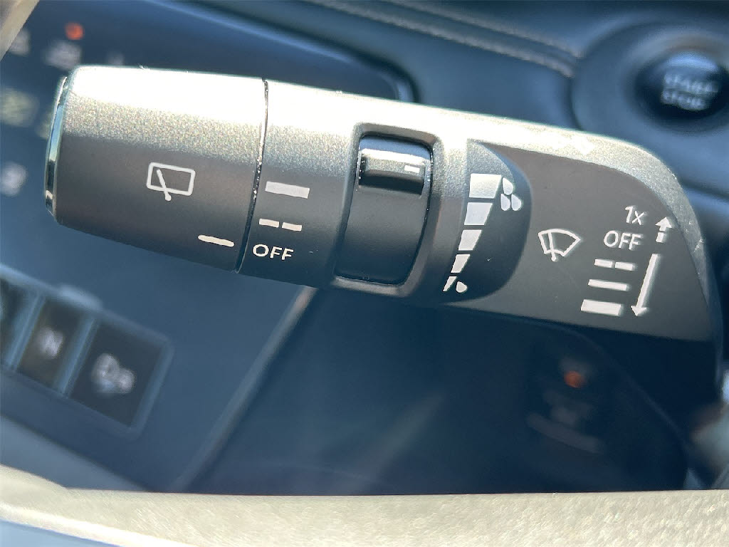 ニッサン セレナＨＶ E-40RCE ﾊｲｳｪｲV 4WD